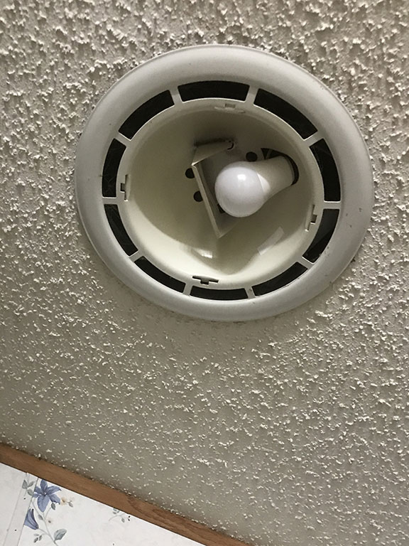 exhaust fan & light before replacement